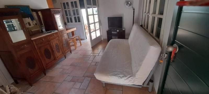 Soile Georgia-house * Loutra Edipsou (Evia)